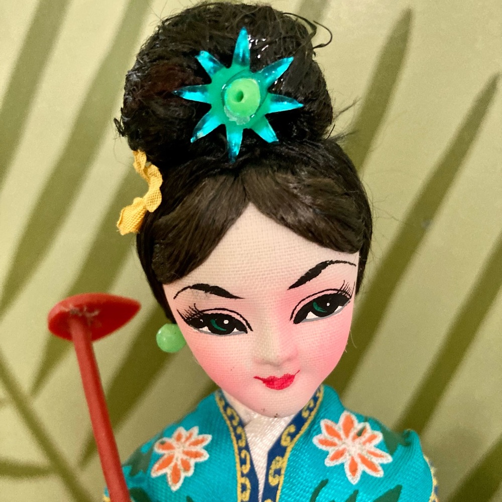 Asian doll Antique vintage 1970’s Taiwanese figurine statue